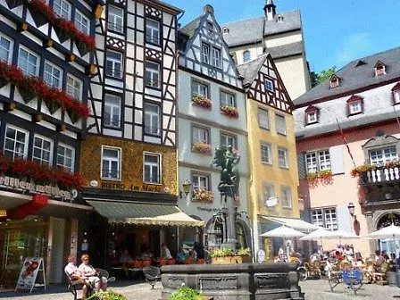 ベッド・アンド・ブレックファスト City B&B Cochem コッヘム